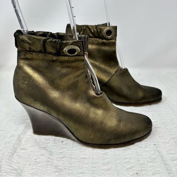 Timberland Gold Wedge Booties- Size 7.5 - Picture 1 of 15